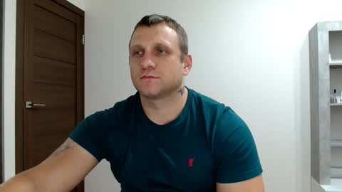Snapshot of malchyshka chatting on October 14, 10:06 pm malchyshka online show from October 14, 10:06 pm