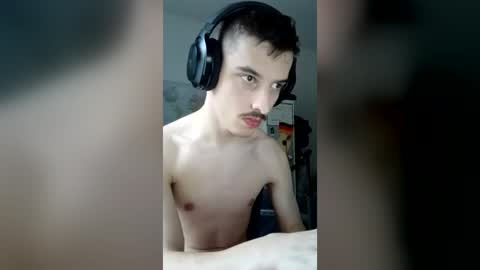male20y online show from July 29, 5:12 pm