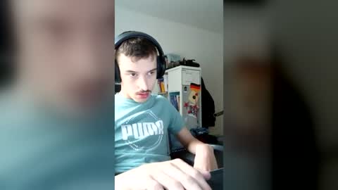 male20y online show from June 12, 4:27 pm