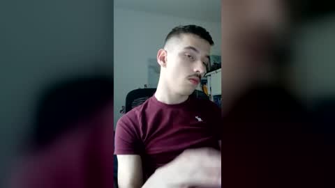 male20y online show from July 24, 4:58 pm