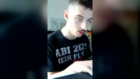 male20y online show from June 25, 1:05 pm