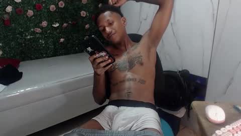 man_san11 online show from February 25, 8:32 pm