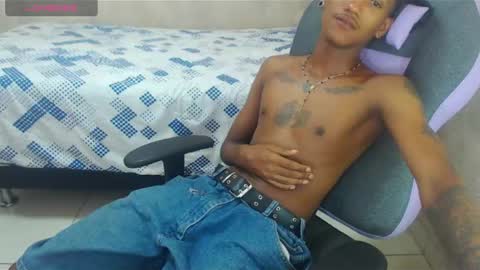 Snapshot of man_san11 chatting on December 27, 2:44 pm man_san11 online show from December 27, 2:44 pm