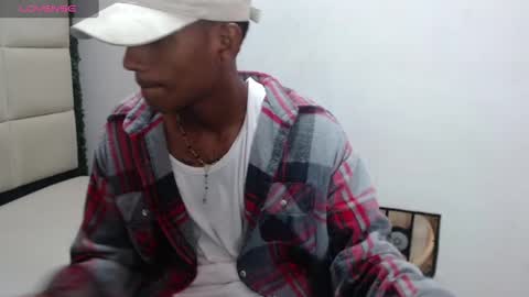 Snapshot of man_san11 chatting on December 31, 1:52 pm man_san11 online show from December 31, 1:52 pm