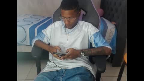 Snapshot of man_san11 chatting on January 12, 3:03 pm man_san11 online show from January 12, 3:03 pm