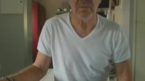 manngrossbite online show from December 22, 11:22 am