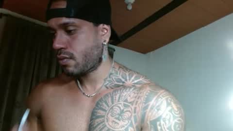 Manolo online show from April 12, 9:38 pm