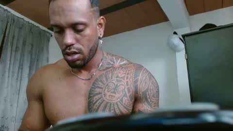 Manolo online show from October 5, 8:02 pm