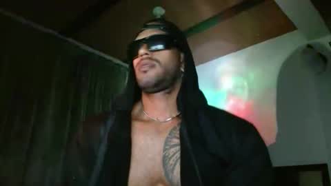 Manolo online show from October 16, 2:08 am