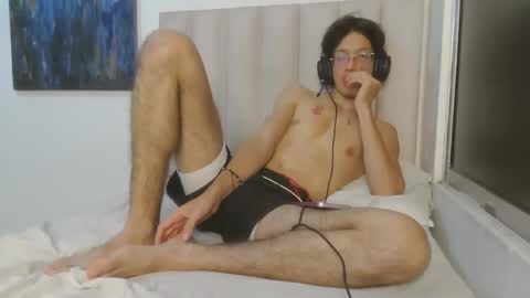 Manuel online show from June 5, 8:03 pm