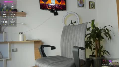 manucute 23  online show from November 5, 5:15 pm