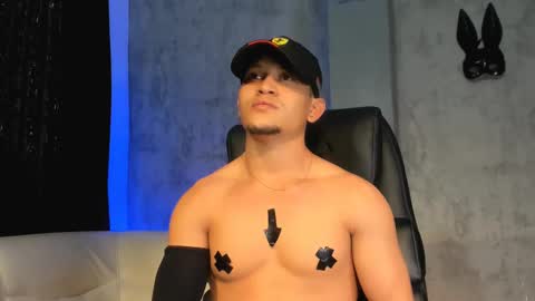 Snapshot of manuel_fpg chatting on October 1, 9:19 pm Manuel online show from October 1, 9:19 pm