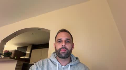 manynaaamess online show from March 26, 6:34 pm