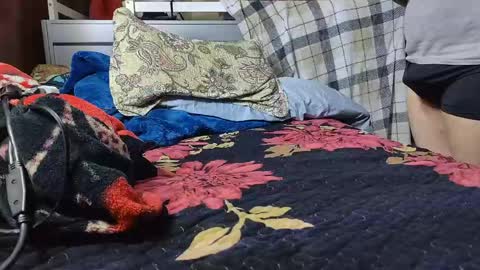 Ernesto online show from April 13, 8:15 am