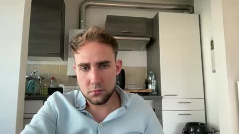 marco96nrw online show from March 18, 10:51 am