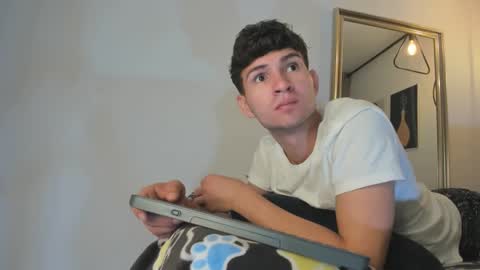 Snapshot of marcus_fire chatting on January 12, 11:15 pm marcus_fire online show from January 12, 11:15 pm