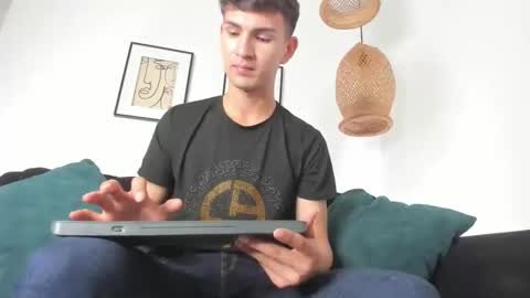 Snapshot of marcus_fire chatting on January 23, 8:02 pm marcus_fire online show from January 23, 8:02 pm
