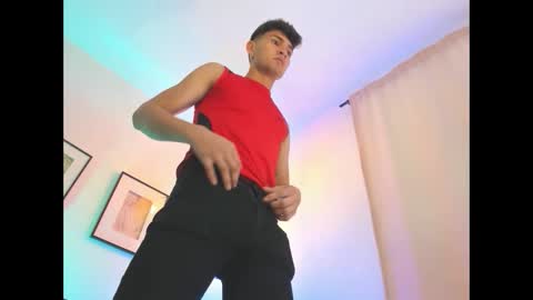 Snapshot of marcus_fire chatting on February 19, 4:22 pm marcus_fire online show from February 19, 4:22 pm