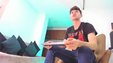 Snapshot of marcus_fire chatting on February 24, 4:49 am marcus_fire online show from February 24, 4:49 am