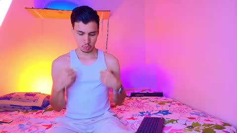 Marcus Hanks online show from November 21, 5:50 am