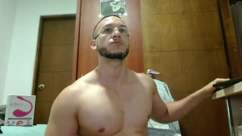   online show from April 16, 11:51 pm