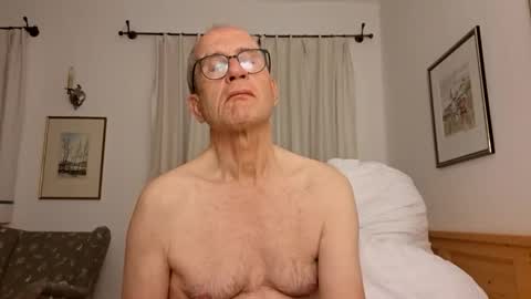 marginalie online show from October 18, 8:03 pm