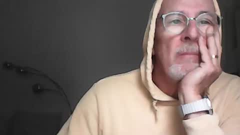 mariano6996xx online show from February 13, 12:43 pm