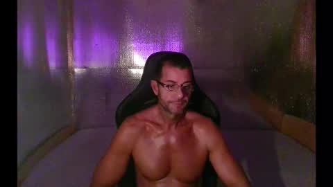 Snapshot of mariettee chatting on October 17, 10:41 am Djpegasus online show from October 17, 10:41 am