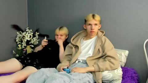 Mark and Brian online show from May 29, 1:21 pm