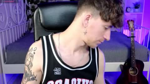 mark_caron online show from September 25, 8:19 pm