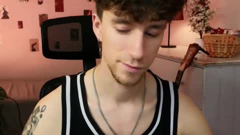 mark_caron online show from March 8, 2:04 am