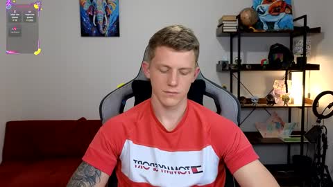 mark_shturman online show from April 1, 3:31 pm