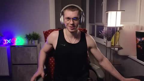 Mark online show from February 23, 10:20 pm