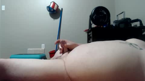 Snapshot of markkellyhamilton99 chatting on October 18, 2:49 am mark online show from October 18, 2:49 am