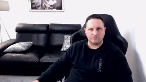 Master online show from November 26, 4:32 pm