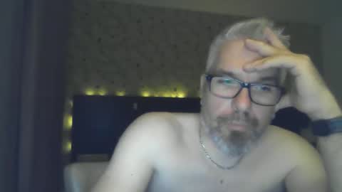 marriedcock1980 online show from September 13, 11:17 pm