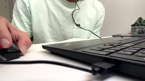 Snapshot of marsupilami_82_ chatting on February 28, 11:03 am marsupilami_82_ online show from February 28, 11:03 am