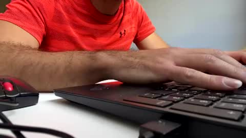 Snapshot of marsupilami_82_ chatting on December 11, 12:16 pm marsupilami_82_ online show from December 11, 12:16 pm