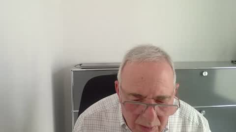 martin_1947 online show from July 2, 1:50 pm