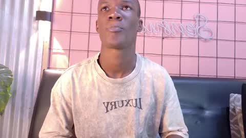 Martin online show from December 2, 1:20 am