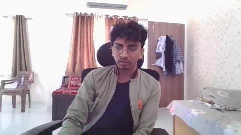 Mask Boy online show from November 10, 5:23 am