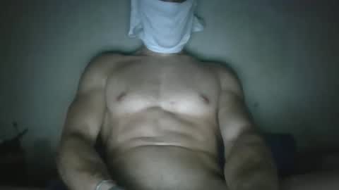 maskedguy69x online show from November 11, 9:42 pm