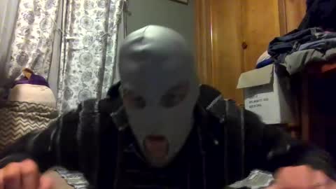 maskedyogaman online show from November 30, 4:25 am