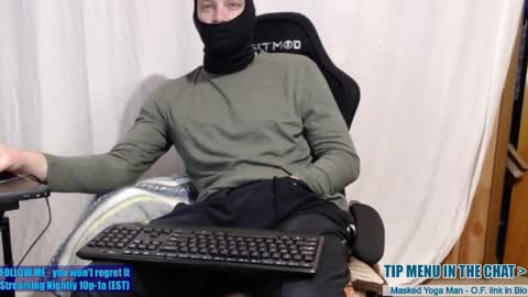 maskedyogaman online show from April 6, 2:52 am