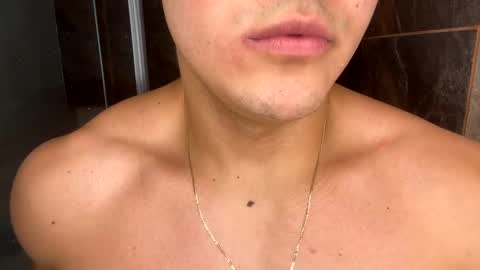 Snapshot of mason_bennet chatting on December 11, 3:37 am Mason Bennet online show from December 11, 3:37 am
