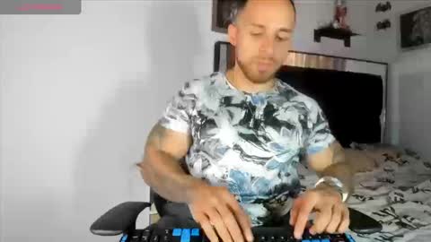 Mason Andre online show from March 12, 2:14 pm