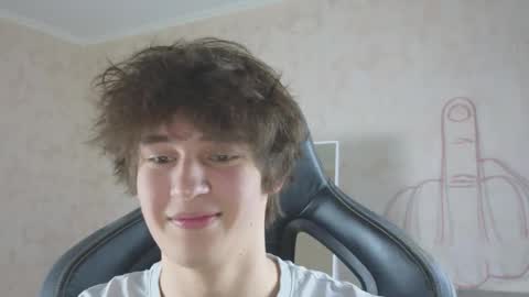 Snapshot of mason_jr chatting on October 18, 6:46 pm mason_jr online show from October 18, 6:46 pm
