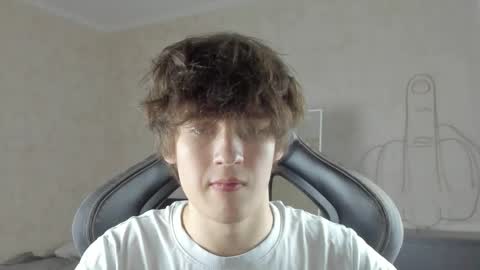Snapshot of mason_jr chatting on October 13, 10:27 pm mason_jr online show from October 13, 10:27 pm