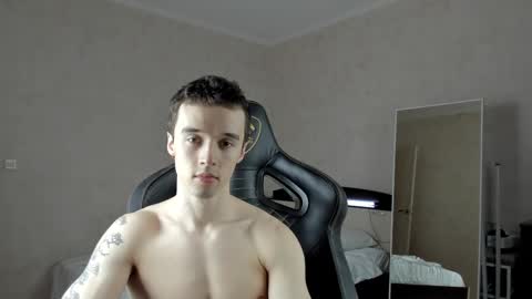 Snapshot of mason_warhol chatting on February 9, 5:43 pm Mason online show from February 9, 5:43 pm