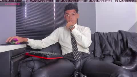 I am Massimo online show from June 2, 1:01 pm